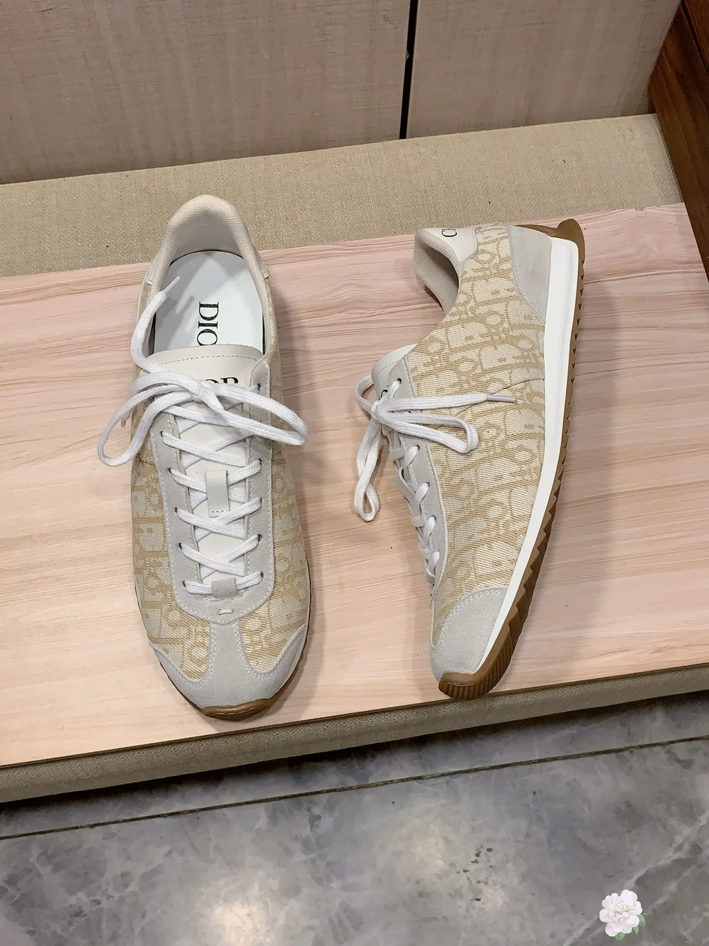 Men's Men's Shoes💰442💰💰🎩🎩[Lightning][Lightning] "Dior DIOR*" The latest and most popular casual shoes, top brand [seduce] luxury ~ purchasing agency, top ~ quality. [Strong] The upper is made of imported breathable cowhide with woven material ➕ breathable sheepskin feet (•) and fine workmanship. The original stylish and stylish soft rubber wear-resistant and non-slip outsole is light and comfortable on the feet. The real thing looks better when photographed in real life. 413: Code: 35-44, 45.46 can be customized, 8️⃣ colors selected
